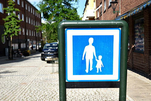 Vägmärke gågata
