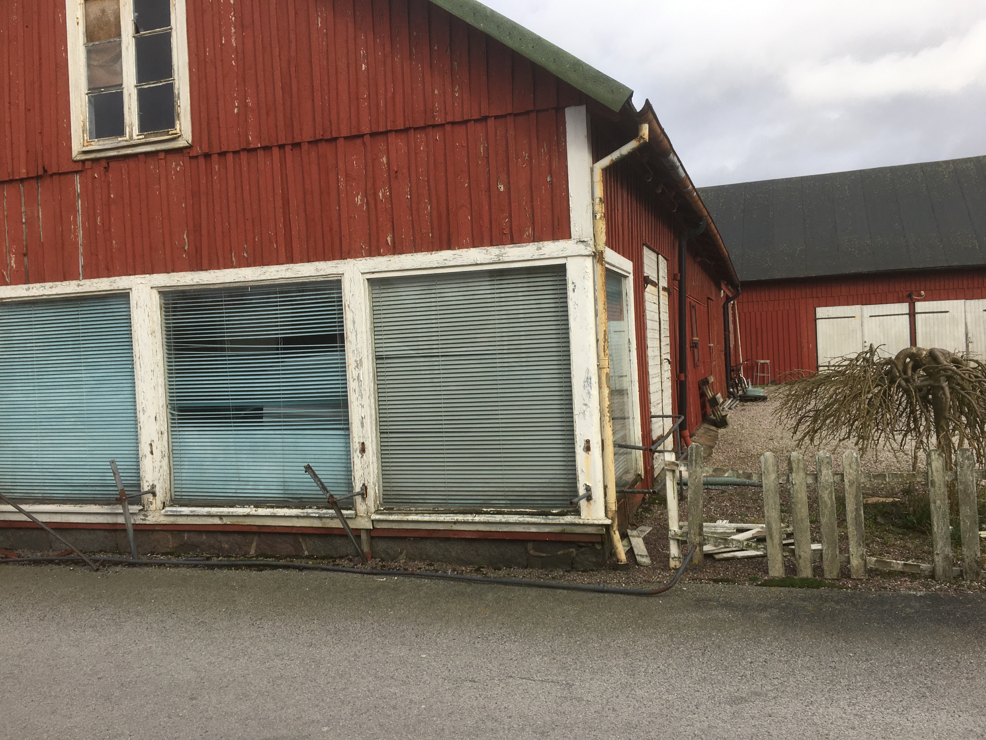 Gatubild på fastigheten Ölycke 1:28 i Löberöd