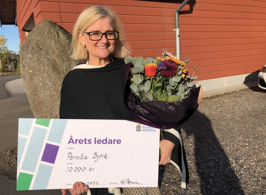 Pernilla Bj&ouml;rk &auml;r &Aring;rets ledare i Esl&ouml;vs kommun 2022.