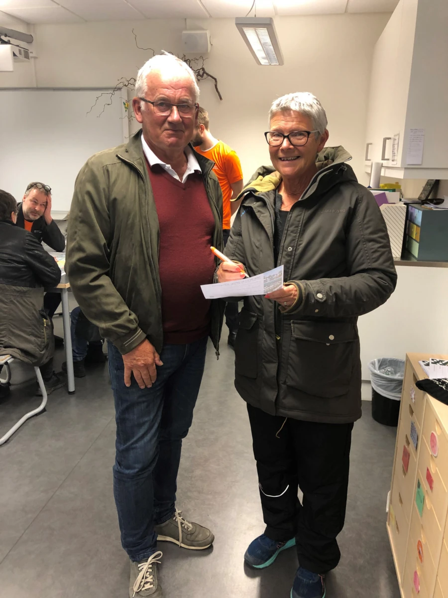 Bertil och Gunilla Andersson som bor p&aring; B&auml;ckdala var tidigt p&aring; plats f&ouml;r att ta del av kommunens planer.