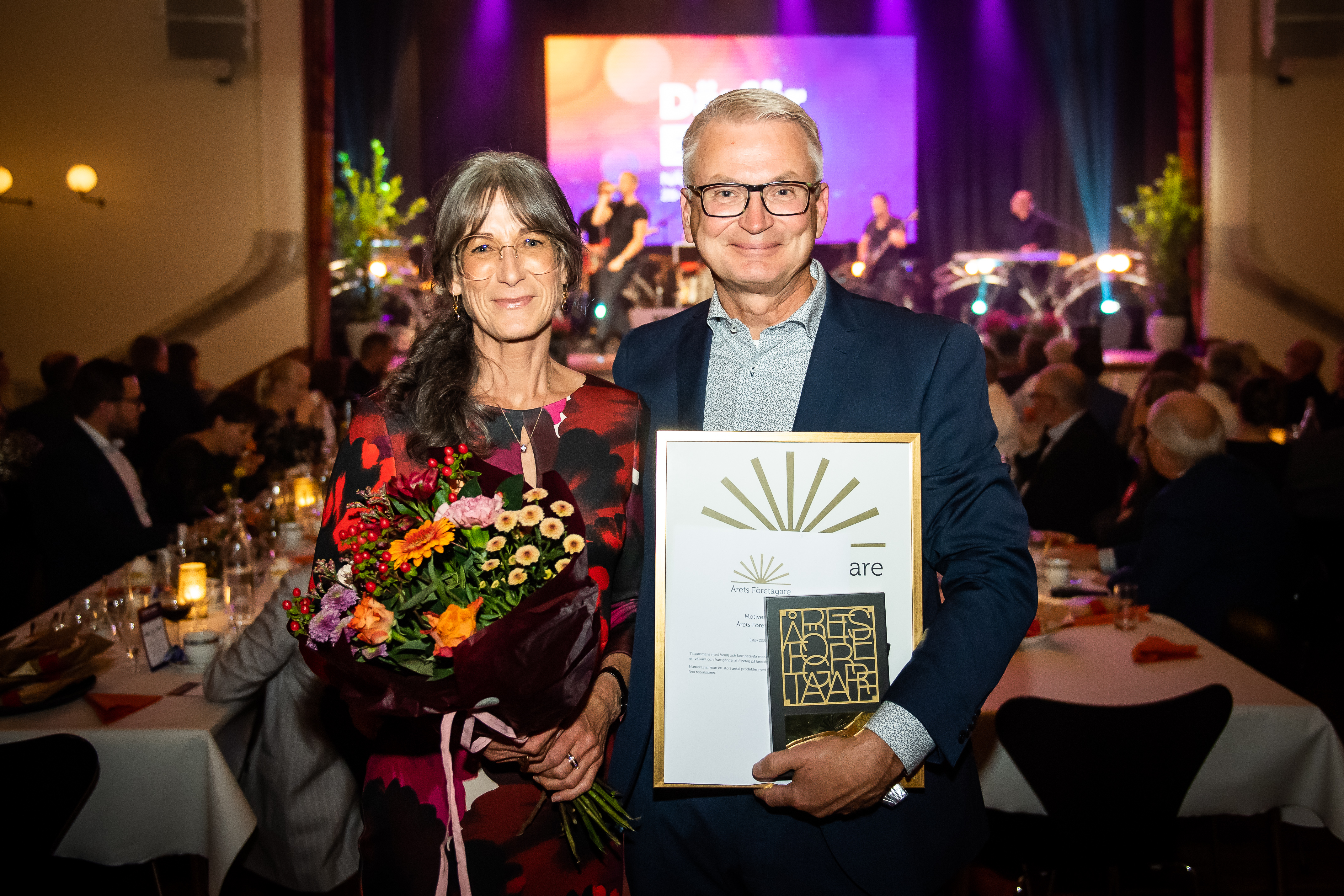 Alve Nilsson, F&ouml;retagarna i Esl&ouml;v, sa vid utdelningen att &Aring;rets F&ouml;retagare &auml;r det &auml;r det finaste priset man kan f&aring;. H&aring;kan Nilsson delar priset med familj och medarbetare. Foto: Christoffer Borg Mattisson.