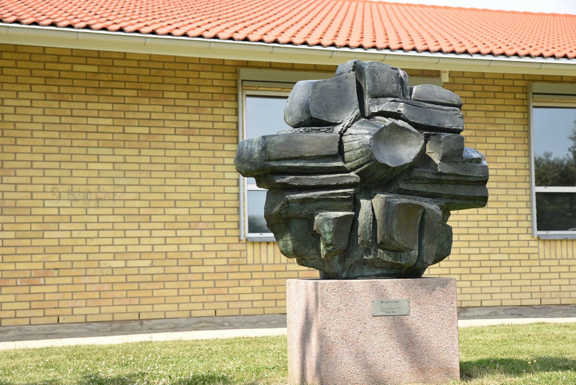 Konstverket Bronsblomman