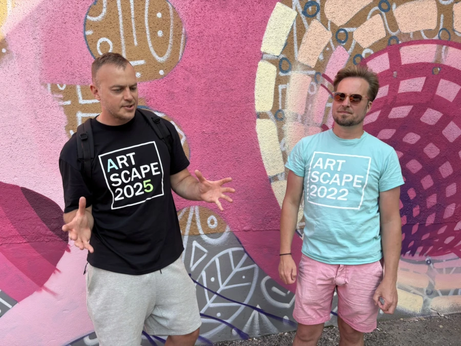 Det &auml;r extra kul att Esl&ouml;v nu kommer att n&auml;mnas i samma andetag som v&auml;rldens st&ouml;rsta arenor f&ouml;r gatukonst, s&auml;ger Artescapes initiativtagare Daniel Wakeham och Tor Hedendahl.