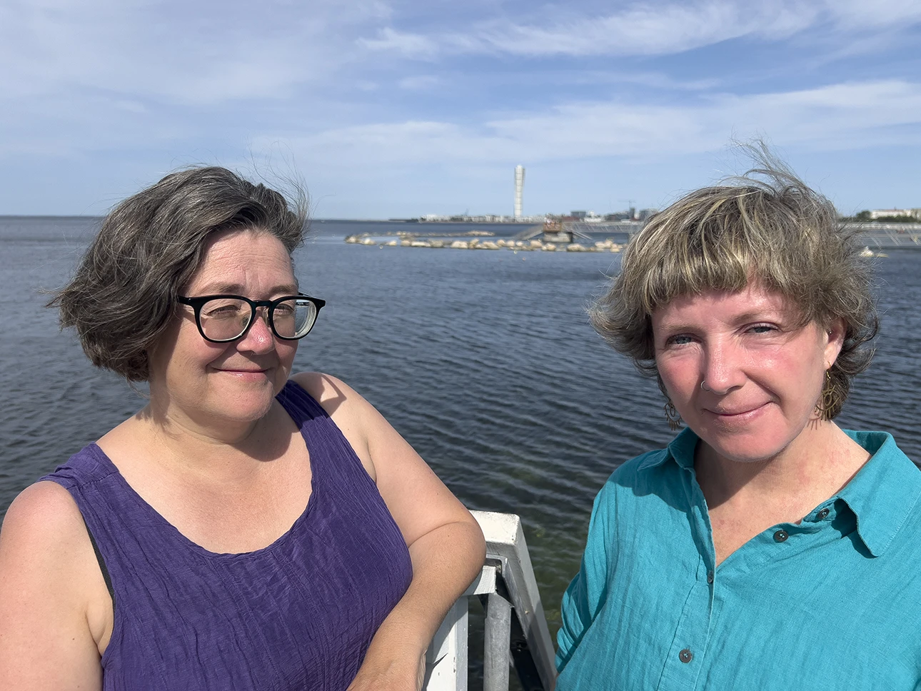 Konstnärerna Eileen Laurie och Lucy Cathcart Frödén.