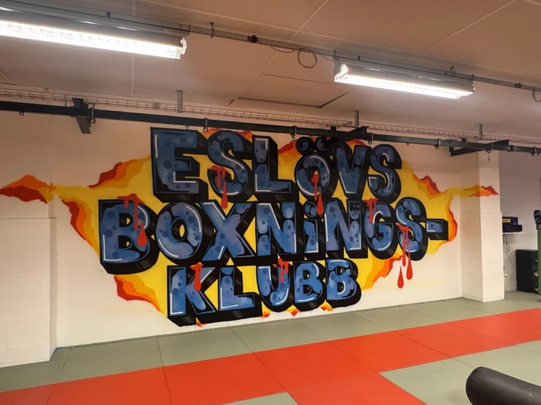 Graffiti på en vägg med texten "Eslövs boxningsklubb"