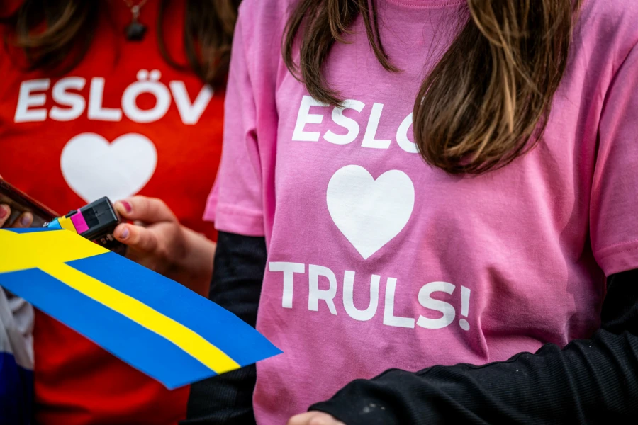 ESLÖV HJÄRTAR TRULS!