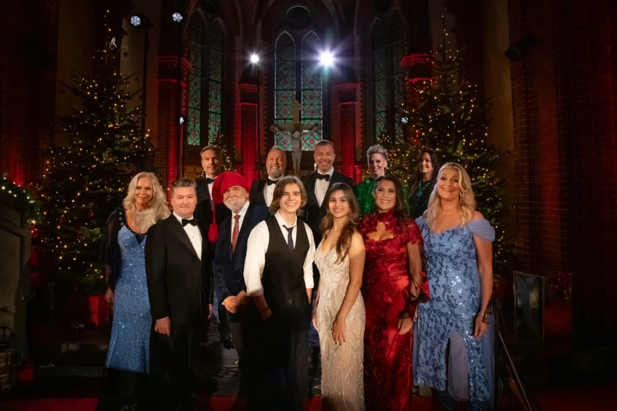 Riksk&auml;nda artister och talanger fr&aring;n Esl&ouml;v skapar julst&auml;mning i TV p&aring; julafton. Foto: Frida Karlsson.