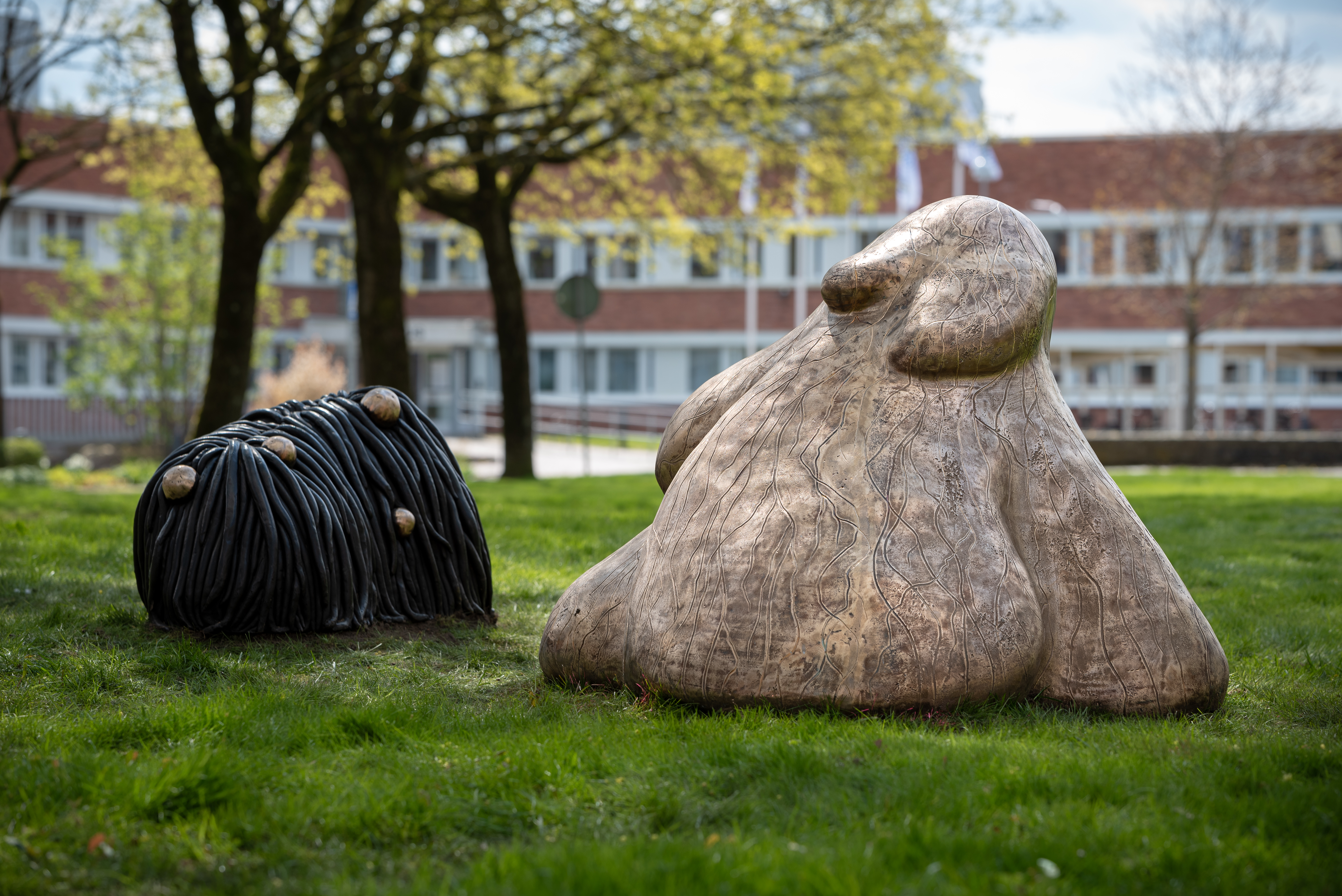 Skulpturen Resen&auml;rerna