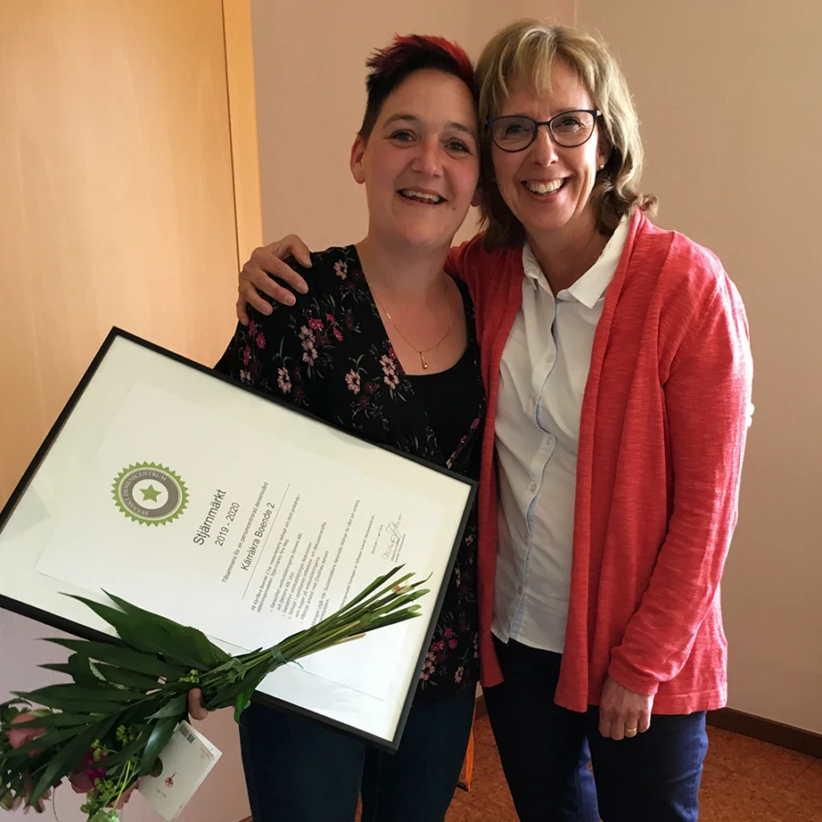 Linda Jönsson och Birgitta Wallin på Kärråkra demensboende