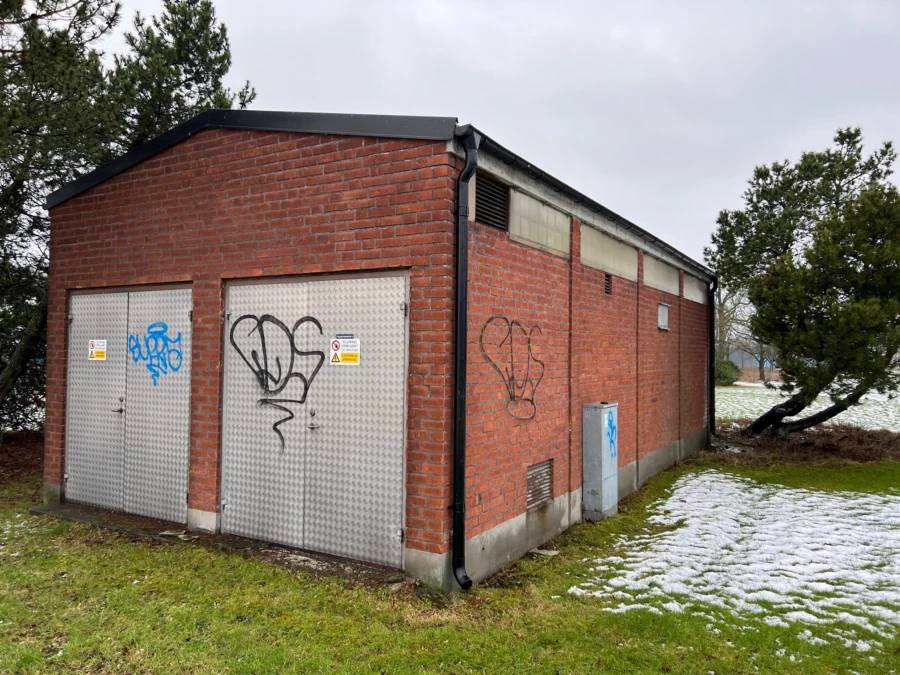 N&auml;tstationen i korsningen &Ouml;stergatan/Verkstadsv&auml;gen, p&aring; Berga som den ser ut idag. Foto: Maria Petersson, Kraftringen.