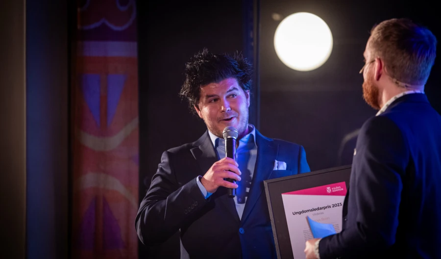 Marcus Bolin fick &aring;rets ungdomsledarpris.