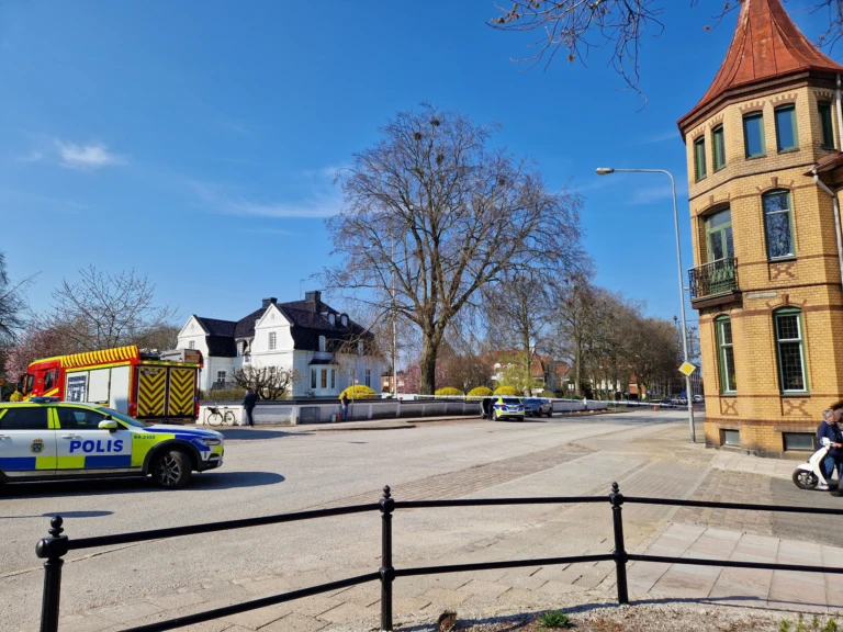 Polisen spärrade av Västerlånggatan i samband med skottlossningen.