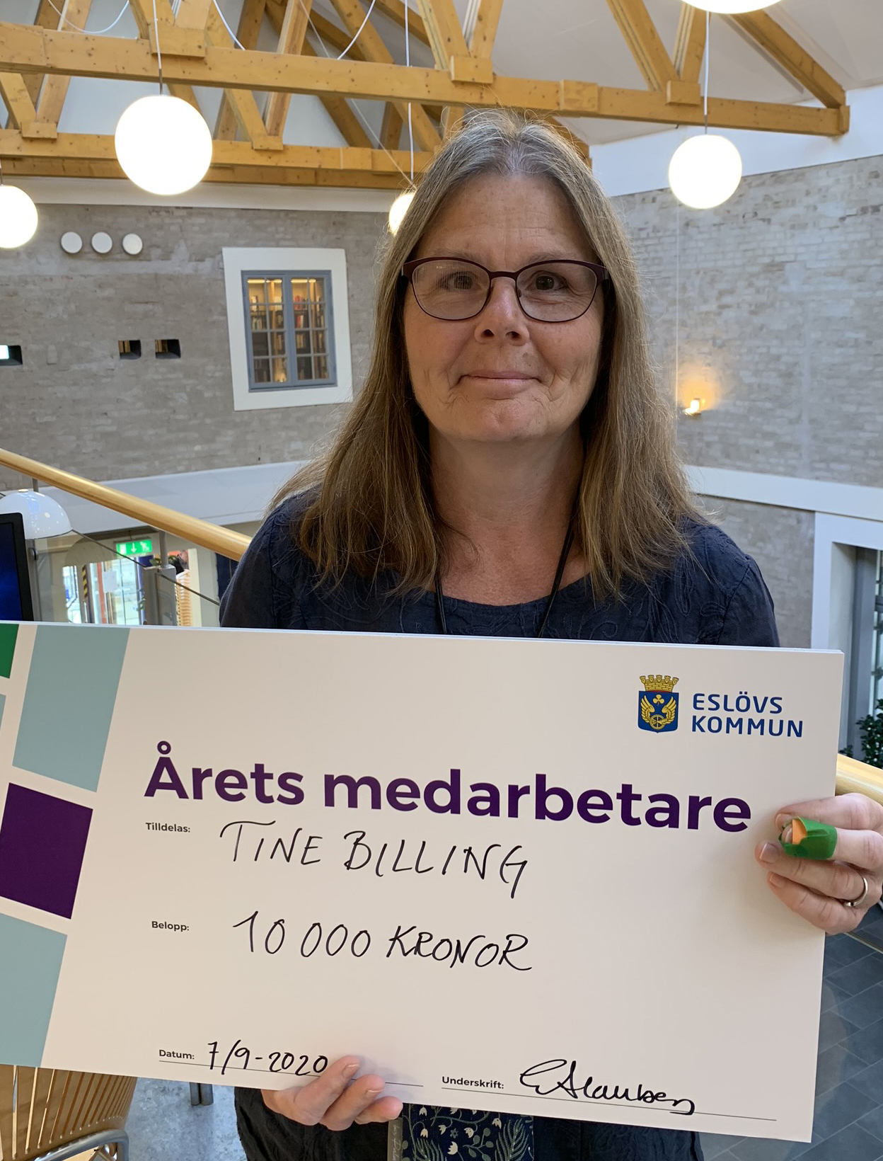 Tine Billing är Årets medarbetare i Eslövs kommun
