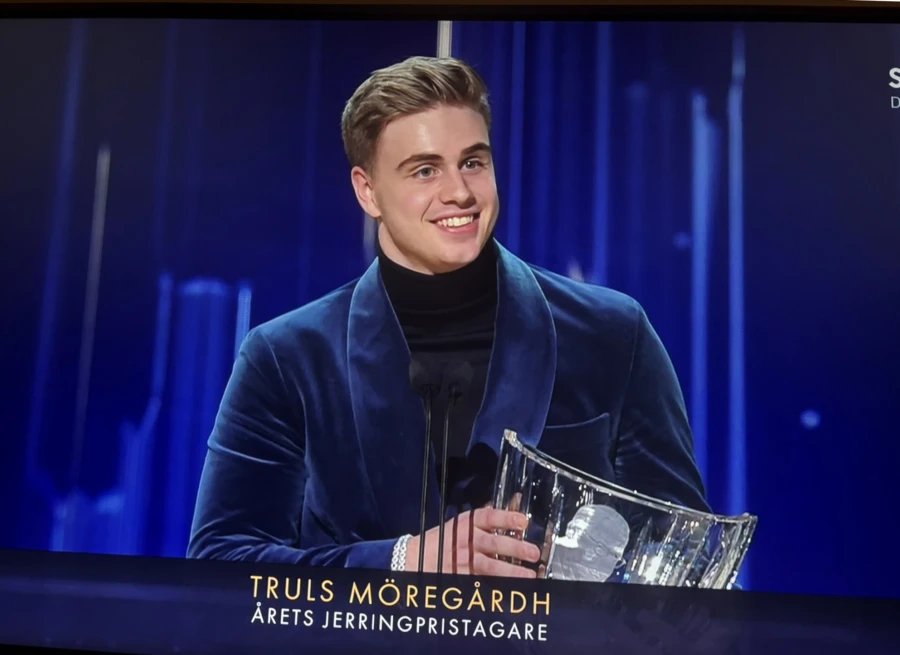 Truls M&ouml;reg&aring;rdh med Jerringpriset.