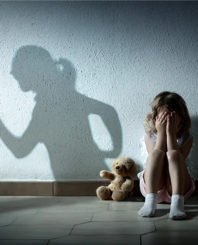 Julen kan var en tung tid för många som är utsatta för våld i en nära relation.